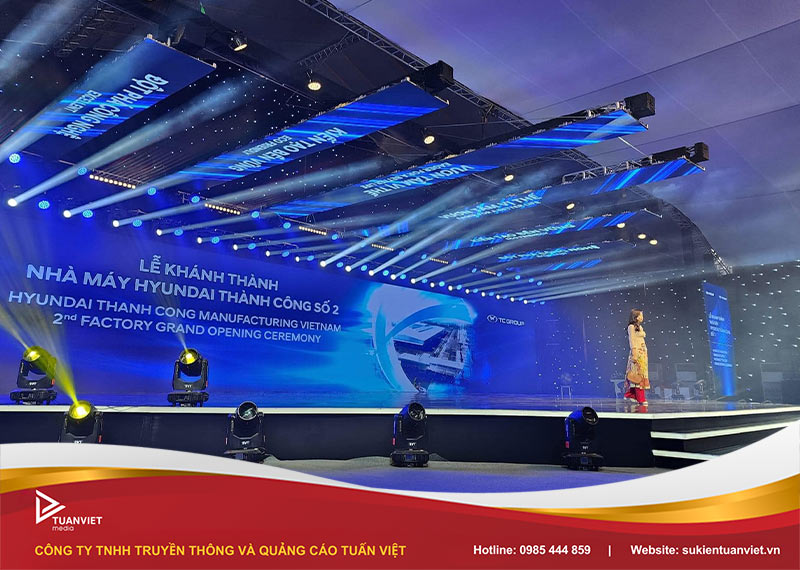 thi công sân khấu sự kiện Hà Nội