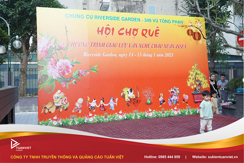 đơn vị thi công backdrop hội chợ