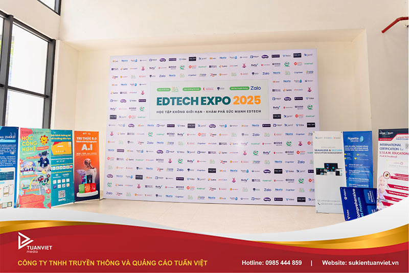 mẫu backdrop hội chợ đẹp