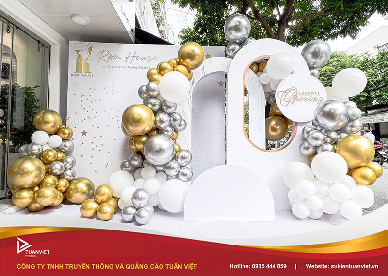 thiết kế backdrop khai trương spa
