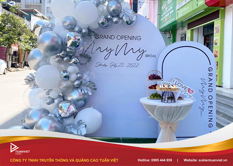ý tưởng thiết kế backdrop khai trương spa