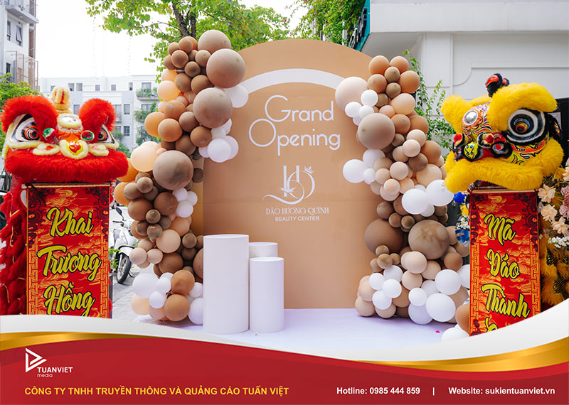 mẫu backdrop khai trương spa ấn tượng