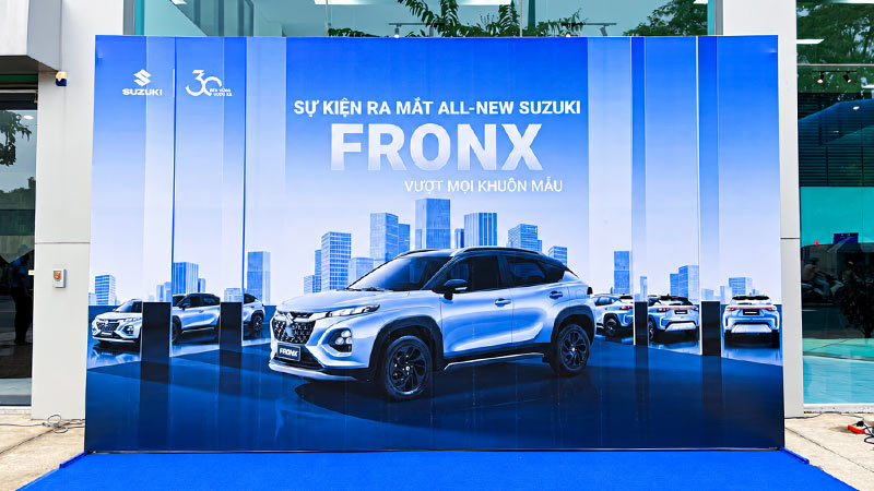 backdrop ra mắt sản phẩm