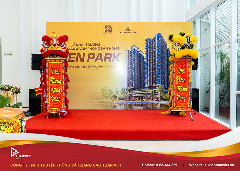 top mẫu backdrop ra mắt sản phẩm đẹp