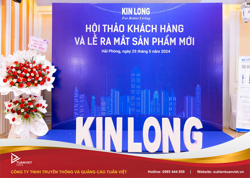 thiết kế backdrop ra mắt sản phẩm thu hút