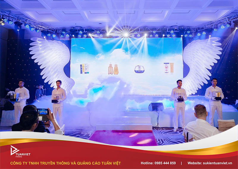 mẫu background ra mắt sản phẩm mới