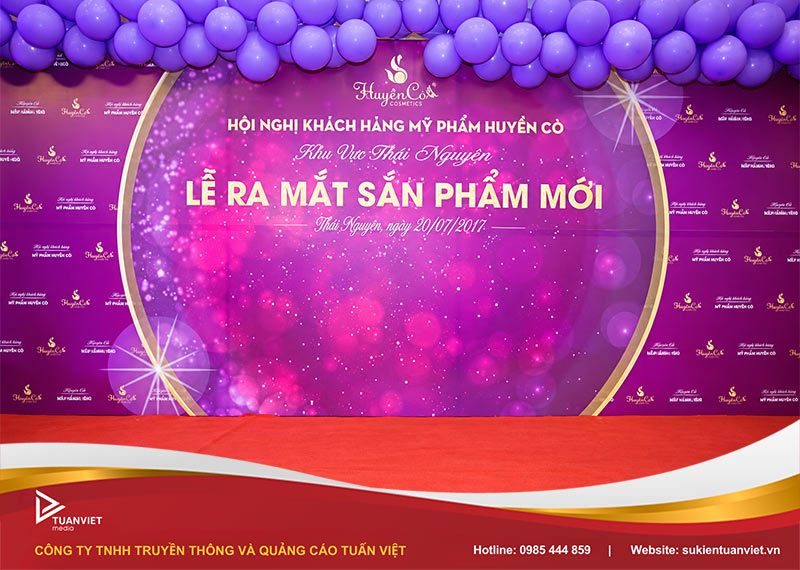 backdrop ra mắt sản phẩm mới ấn tượng