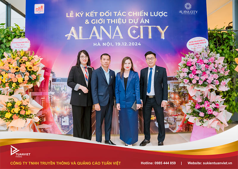 backdrop sự kiện ra mắt sản phẩm