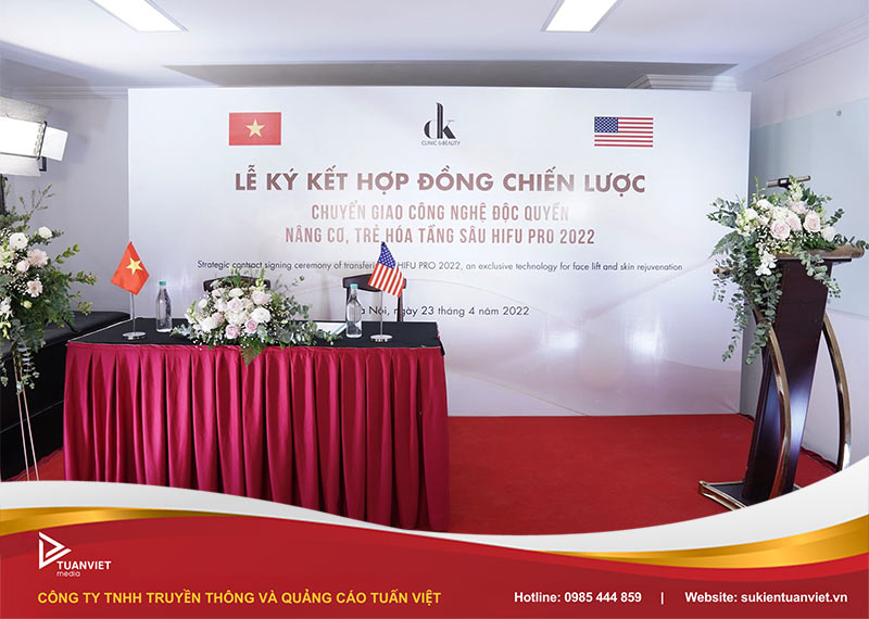 báo giá thuê bàn ký kết Hà Nội