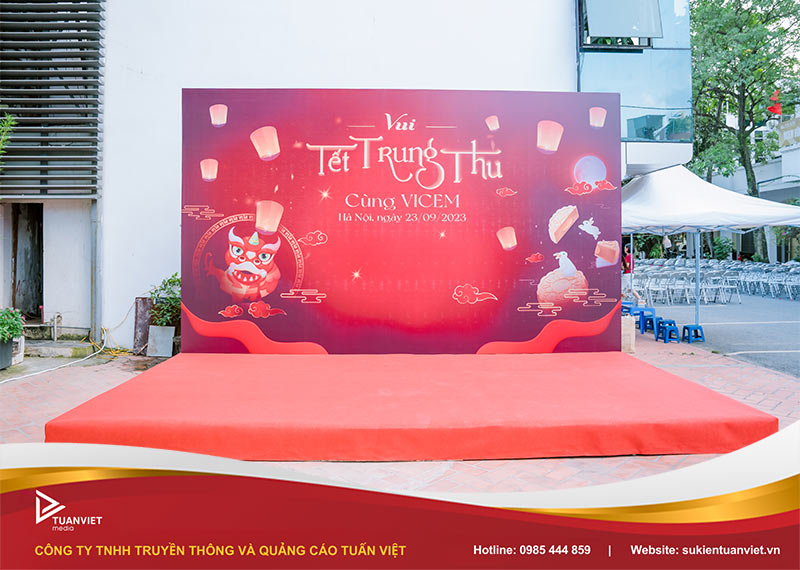 thiết kế banner và backdrop sự kiện