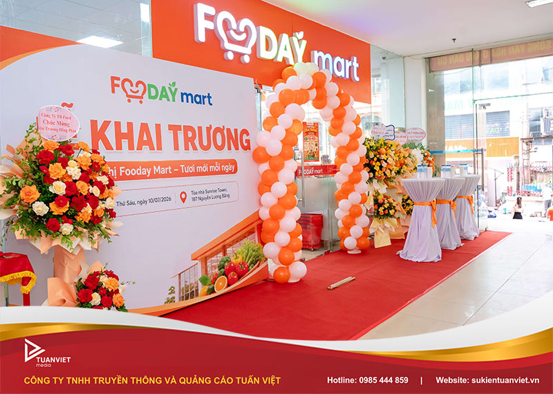 dịch vụ thi công cổng bóng khai trương Hà Nội