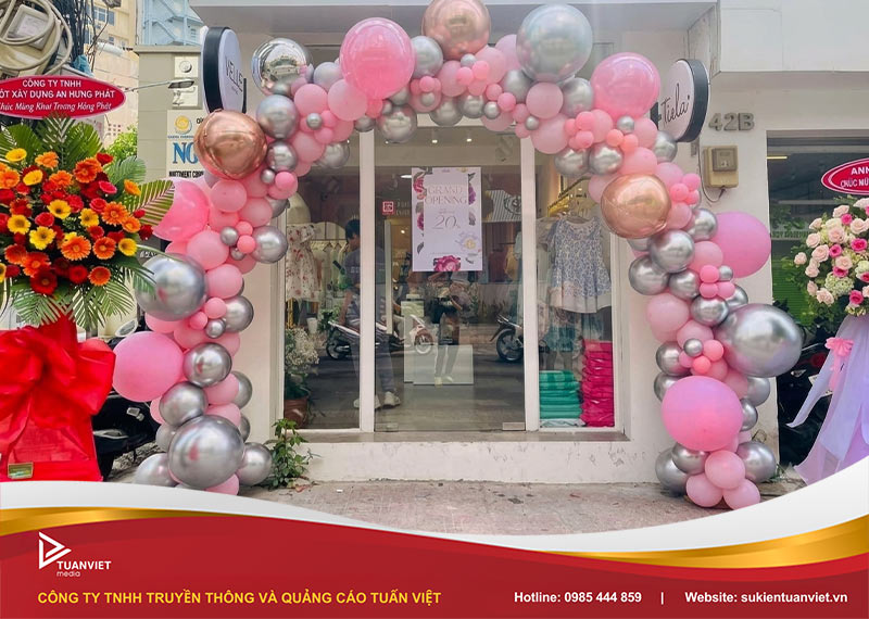 mẫu cổng bóng khai trương đơn giản