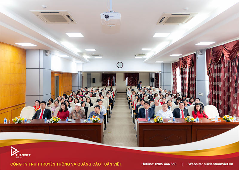 bảng giá dịch vụ tổ chức hội nghị nội bộ công ty