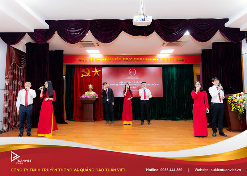chi phí tổ chức hội nghị nội bộ công ty